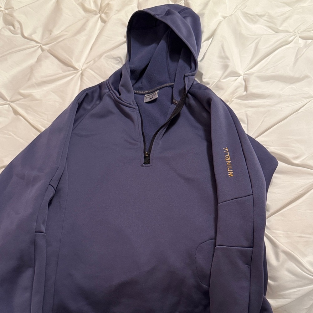 Columbia Women's Titanium lavender blue ski pullover hoodie